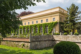 Oranżeria (obecnie Centrum Edukacji Tradycji)