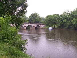 The Mayenne river at Houssay