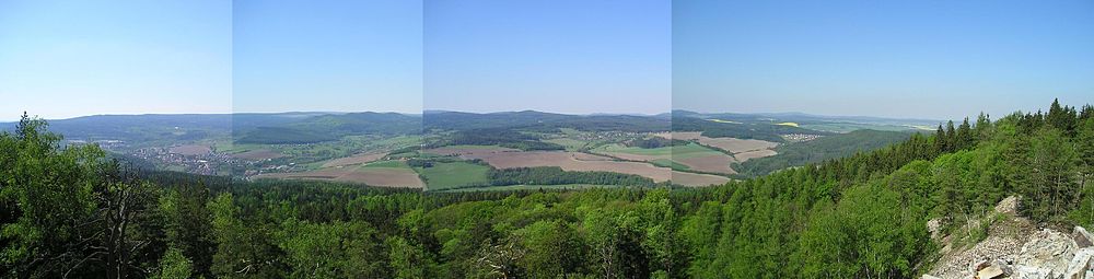 Nedokonale složené panorama – Vyhlídka z Plešivce (Brdy)