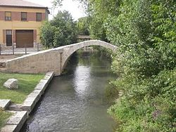 Puent romano sobre lo río Xiloca en Calamocha