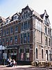 Groot winkel-woonhuis verwant aan de Art Nouveau