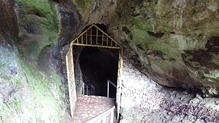 Отворот на пештерата Врело
