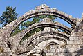 Arcos (estrutura de sustentación da cuberta) nas ruínas da Igrexa de Santa Mariña Dozo en Cambados, Galiza.