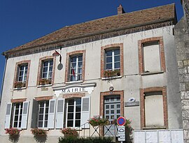 The town hall in Montigny-Lencoup
