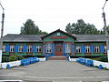 Het stationsgebouw in Sosnogorsk