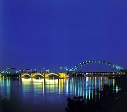 Most v Ahvázu
