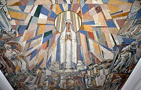 Panel de los Siete Dolores de María en el techo de la Capilla de San Esteban