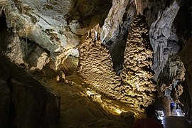 Grottes du cerdon 2.jpg