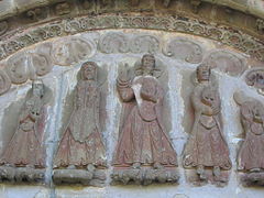 Detalle del tímpano de la Porta Speciosa de la iglesia del monasterio de Leyre.