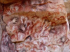 Cueva de las Manos, con un grabado de manos de hace unos 9000 años. Santa Cruz, Argentina.