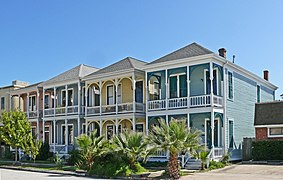 House at 2017-2023 Avenue I, Galveston