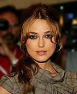 Keira Knightley'nin adı, uluslararası alanda az tanınan Matthew Macfadyen’ın oyuncu kadrosuna alınmasına olanak sağlamıştır.