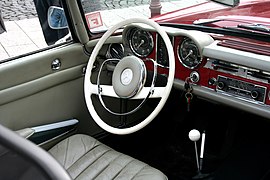 Intérieur 230SL