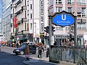 Entré mot Checkpoint Charlie Museum