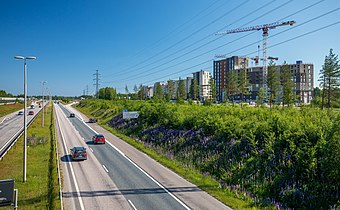 L'Hämeenlinnanväylä à Keimolanmäki.