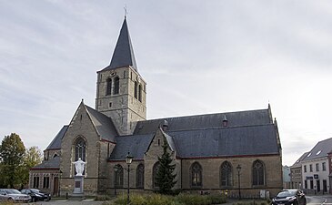 Sint-Amanduskerk in Denderhoutem