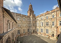 L'hôtel d'Assézat à Toulouse (1555-1556).