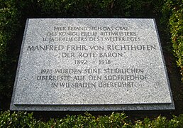 Gedenkstein auf dem Invalidenfriedhof (2009)