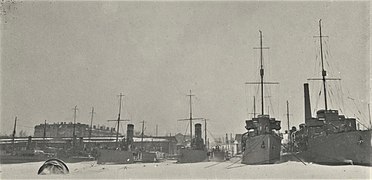 Eesti merejõudude sõjalaevad Sõjasadamas talvel - MMF4509 1.jpg
