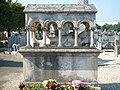 Gisant dell’abate Gerin opera di Aimé Charles Irvoy (1864), cimitero di Saint-Roch a Grenoble.