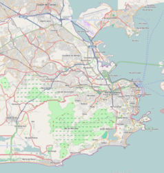 Mapa konturowa Rio de Janeiro, blisko centrum po prawej na dole znajduje się punkt z opisem „Statua Chrystusa Zbawiciela”