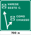 Preavviso di intersezione di autostrade a 700 m (di tipo direzionale)