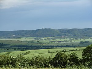 Blick aus der Goldenen Aue zum Kyffhäuser