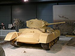 Egy Valentine Mark III harckocsi, a duxfordi Imperial War Museum kiállításon