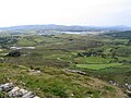 Vue sur la Baie de Mulroy en direction de Loughsalt Mountain depuis le Lurgacloughan.