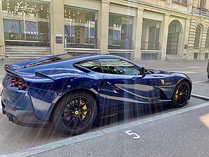 Ferrari_812_Superfast,_Zurich_05