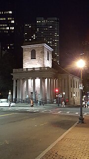 Thumbnail for File:King's Chapel at Night.jpg