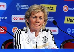 Silvia Neid 2015 Algarve Cup.jpg