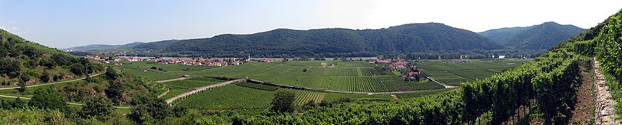 வார்ஸ்சௌ Wachau