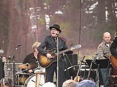 Elvis Costello (5052555892).jpg