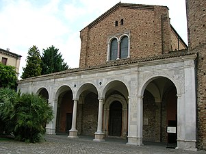 Basílica de San Apolinar el Nuevo, Rávena (siglos VI-VII).