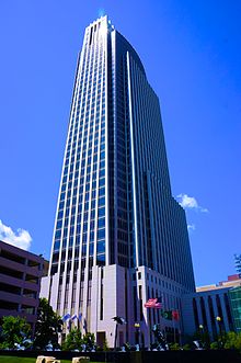 Image of the First National Tower in Omaha, taken from the base of the building.