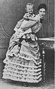 1870年、尼古拉与母亲达格玛。
