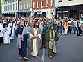 Jésus se dirige vers le jardin de Gethsémani avec les apôtres