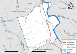 Carte en couleur présentant le réseau hydrographique de la commune