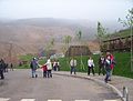 Accesos á cova de El Soplao na serra de Arnero, a 540 metros de altitude.