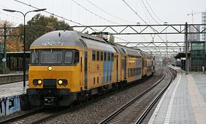 DD-AR-Garnitur mit Triebwagen mDDM