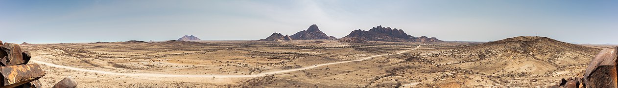 Panorama de Spitzkoppe.