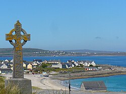 Utsikt frå Inisheer mot Inishmaan