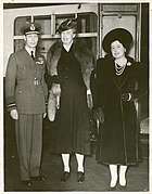 First Lady Eleanor Roosevelt with King George VI and Queen Elizabeth - NARA - 5730844.jpg