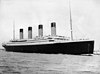 Titanic odplouvá ze Southamptonu 10. dubna 1912