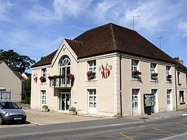 The town hall in La Houssaye-en-Brie