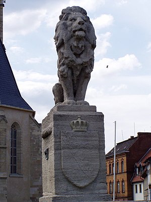 Установленный в 1907 году в память о сражении фонтан "Wettinerbrunnen".