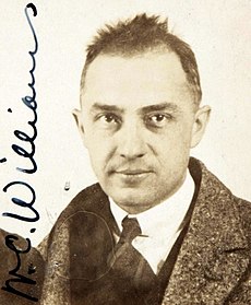 William Carlos Williams, foto z cestovného pasu, rok 1921.