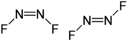 cis-Difluoruro di diazoto (a sinistra) e trans-difluoruro di diazoto (a destra)