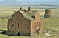 English: Cathedral of Ani, from the minaret of the Menüçehr Mosque (SW). Français : Cathédrale d'Ani, depuis le minaret de la mosquée Menüçehr (SO).